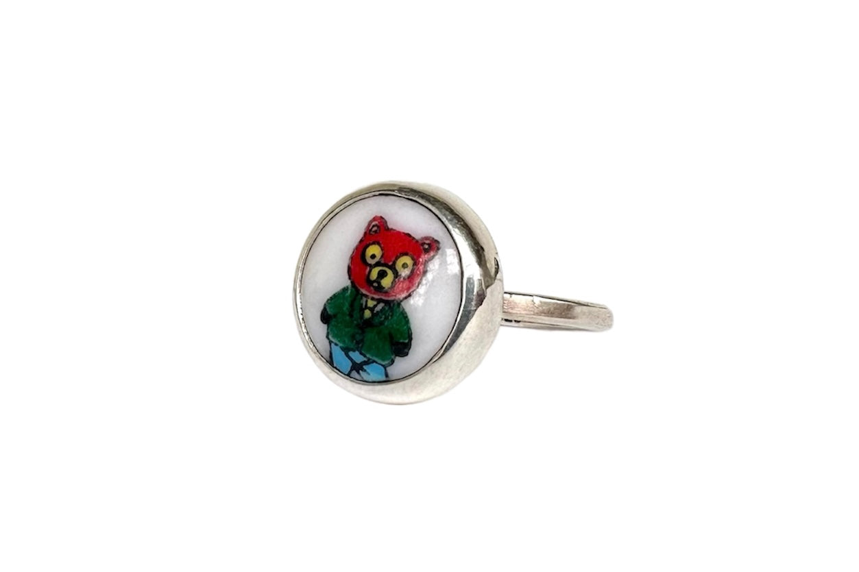 Bear in a Suit Ring