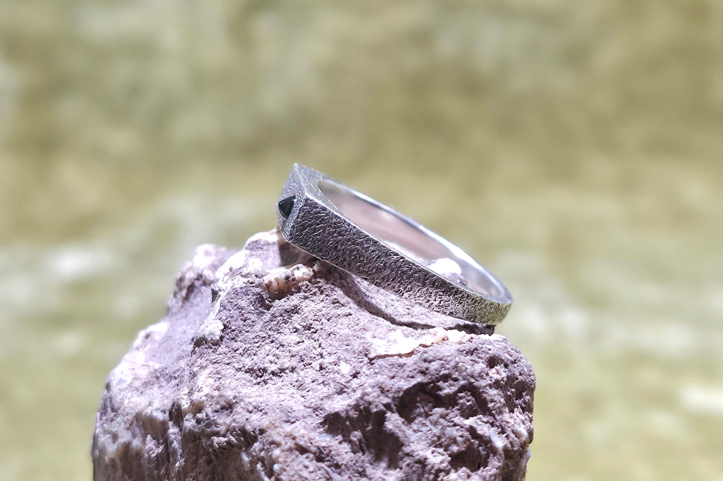 Montana Sapphire Bar Ring
