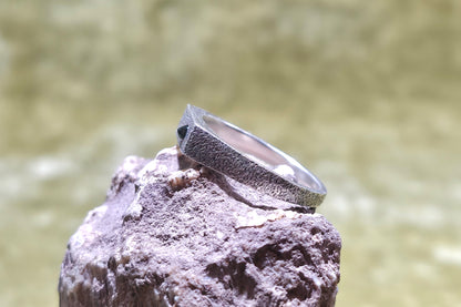 Montana Sapphire Bar Ring