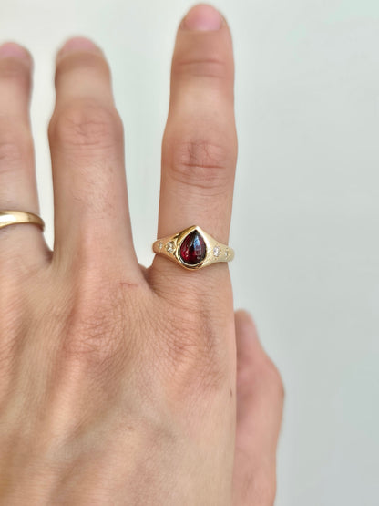 Garnet, Diamond and Gold Ring