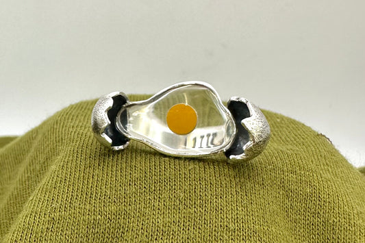 Cracked Egg Ring